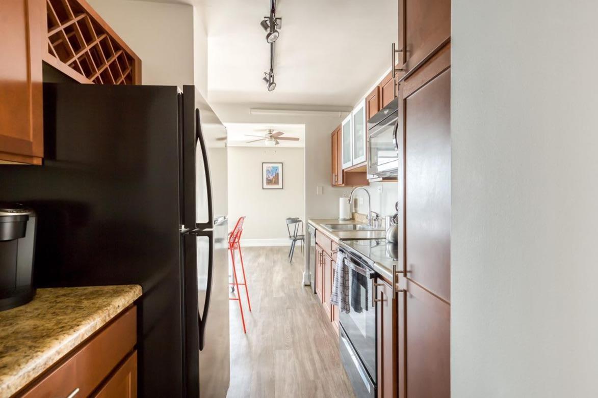 Cozysuites 800 Tower 1Br With Gym! 10 Louisville Exterior foto