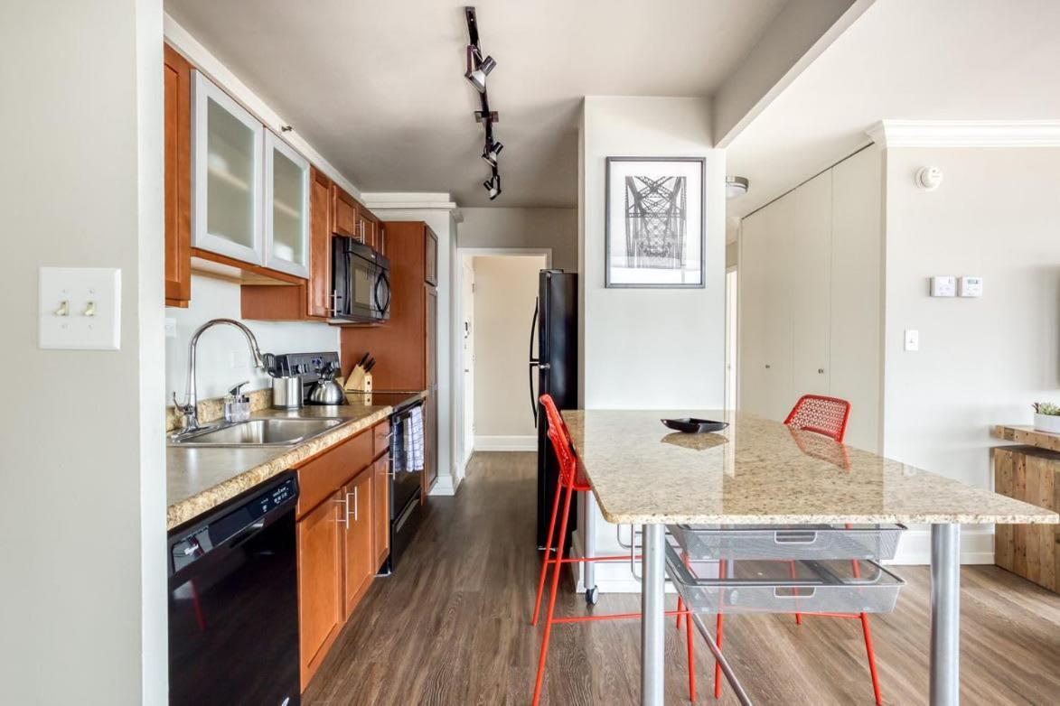 Cozysuites 800 Tower 1Br With Gym! 10 Louisville Exterior foto